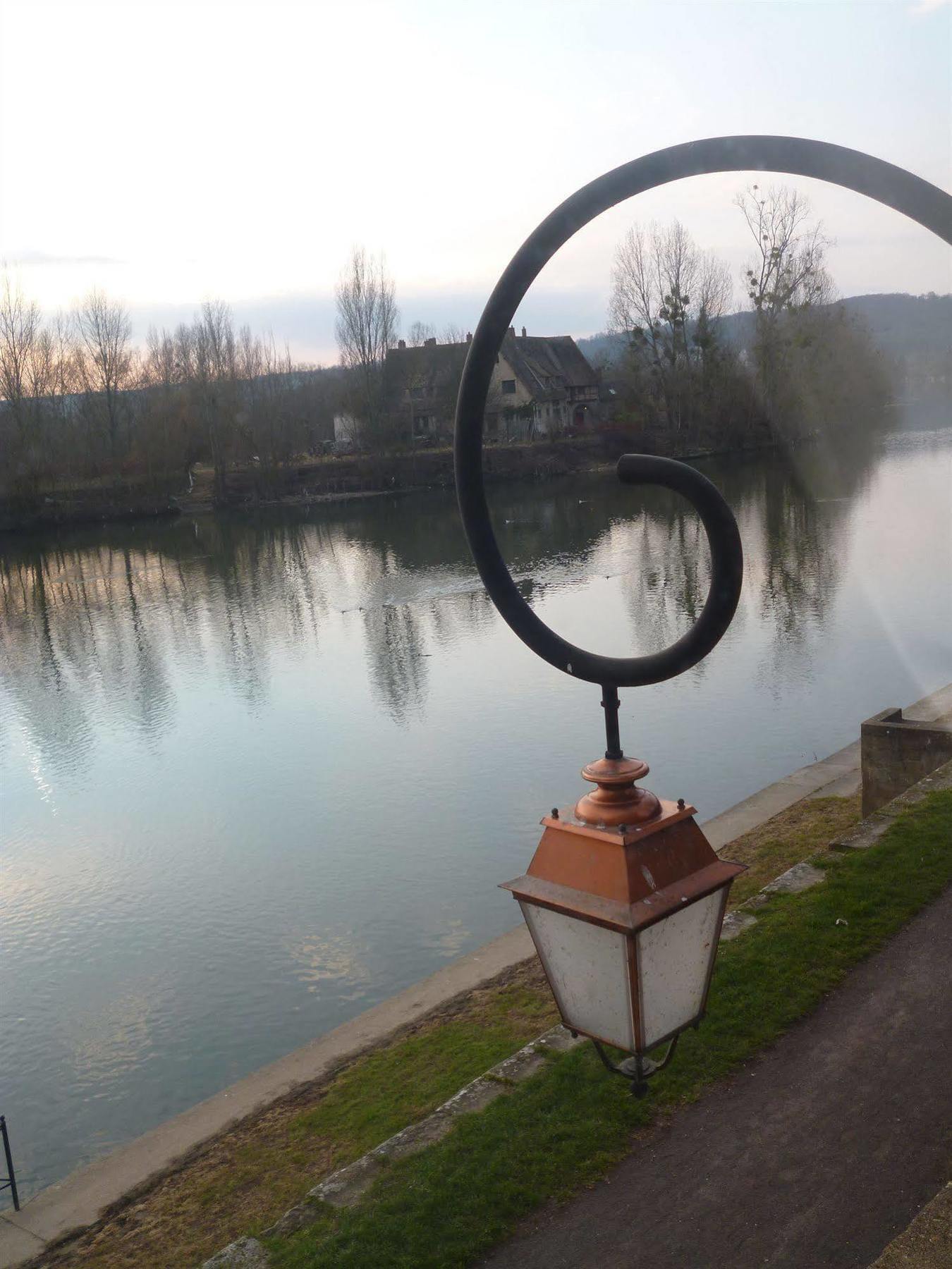 La Chaine D'Or Les Andelys Exterior foto